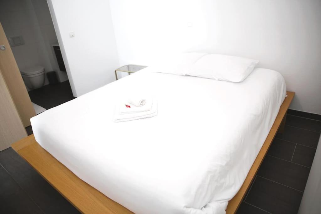Modern & Bright 1Br Flat Apartment Luxembourg Luaran gambar